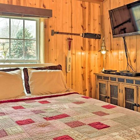 Apartamento The Boat House Creekside Getaway In Hot Springs! Exterior foto